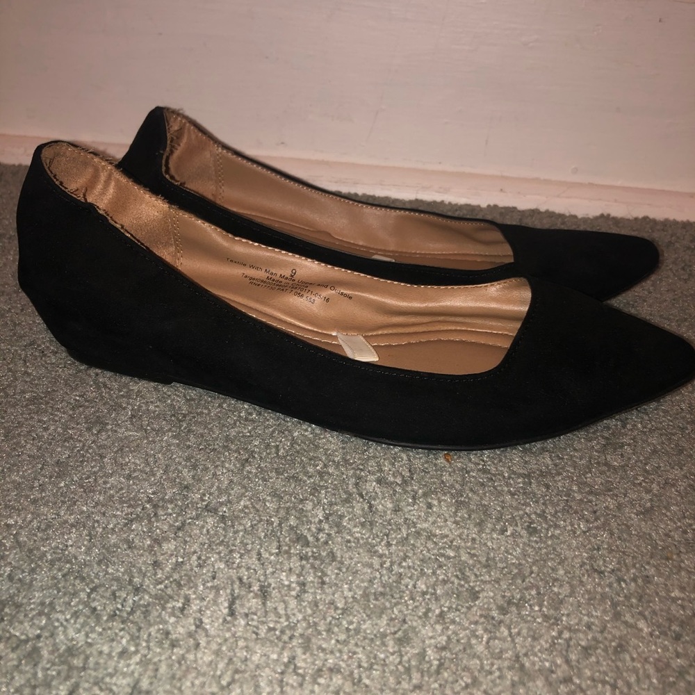 Merona Black Pointed Flats